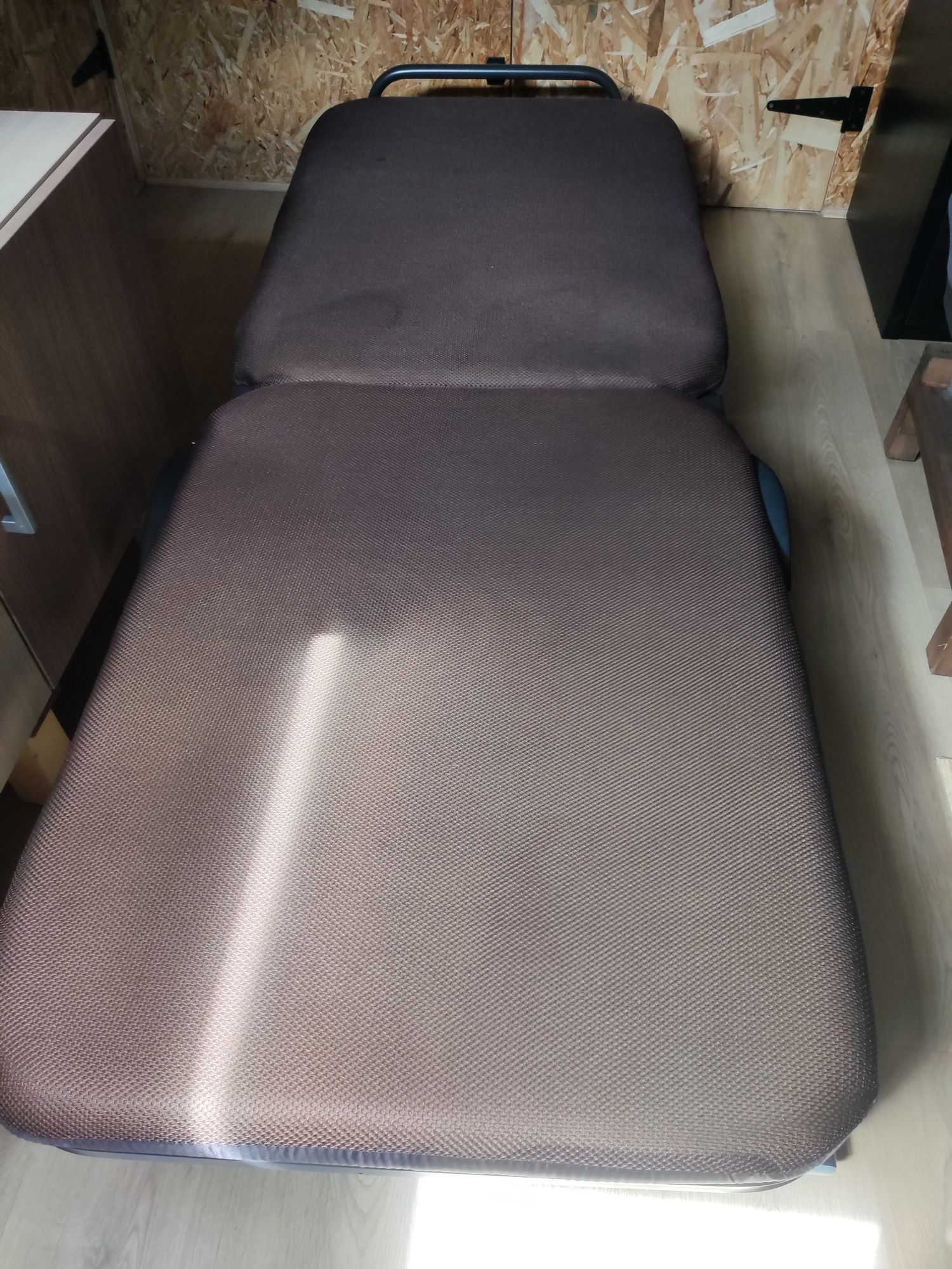 Cama/Divã dobrável
