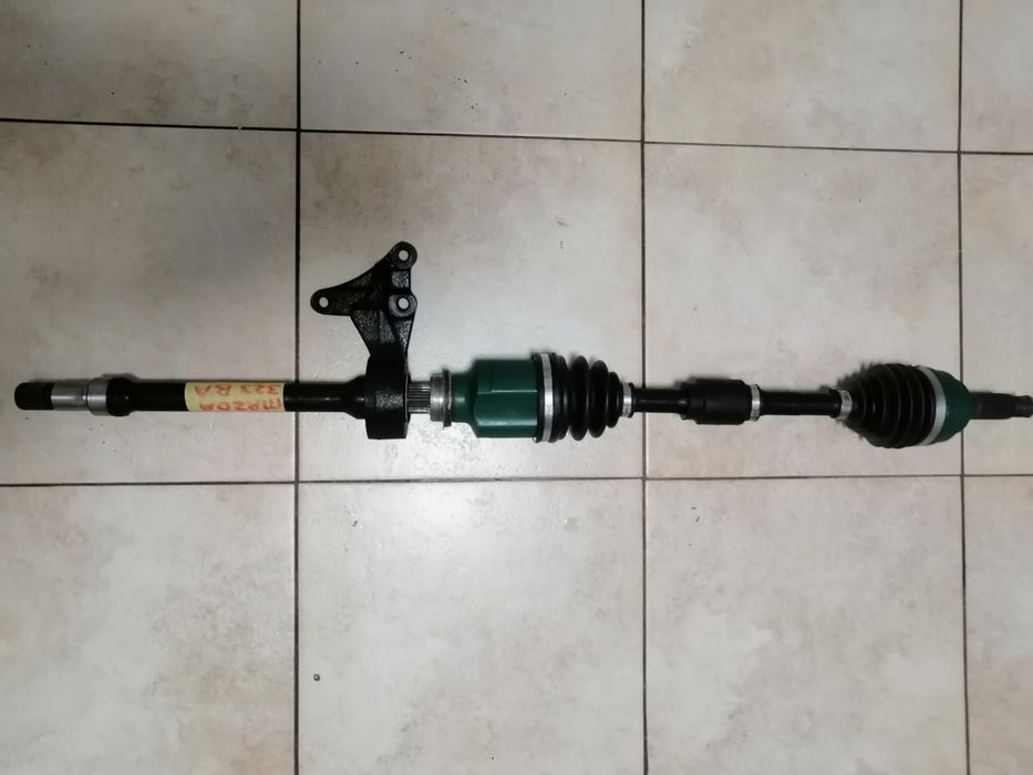 Правая полуось mazda 323BA