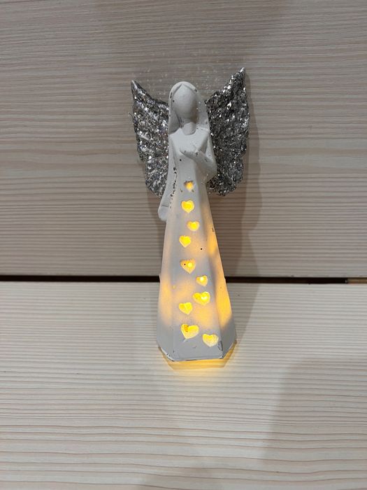 Старика Ангел новая современная светиться