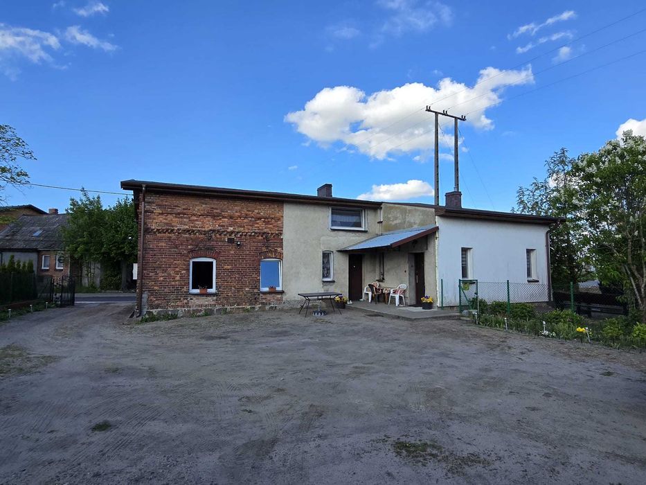 Sprzedam dom jednorodzinny wolnostojący.