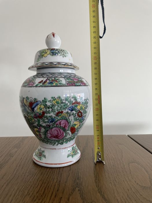 Pote/jarro fabricado em macau