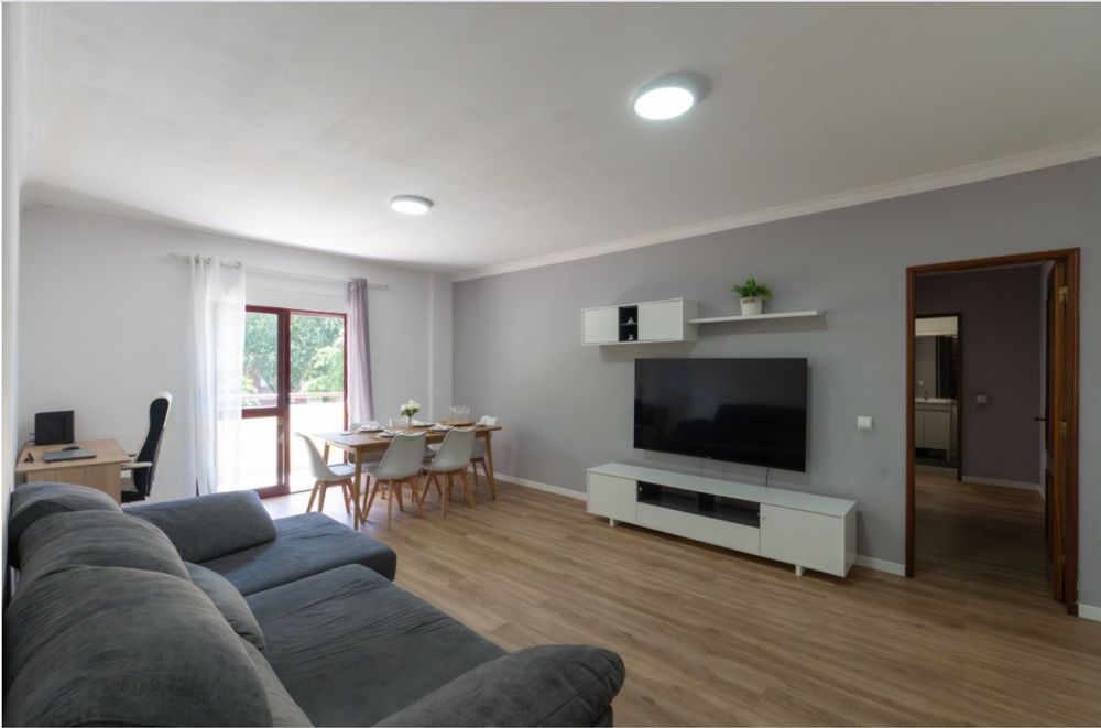 Apartamento T2 com varanda