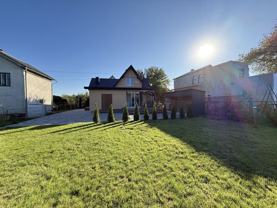 Сучасний новий будинок у передмісті! Продаж