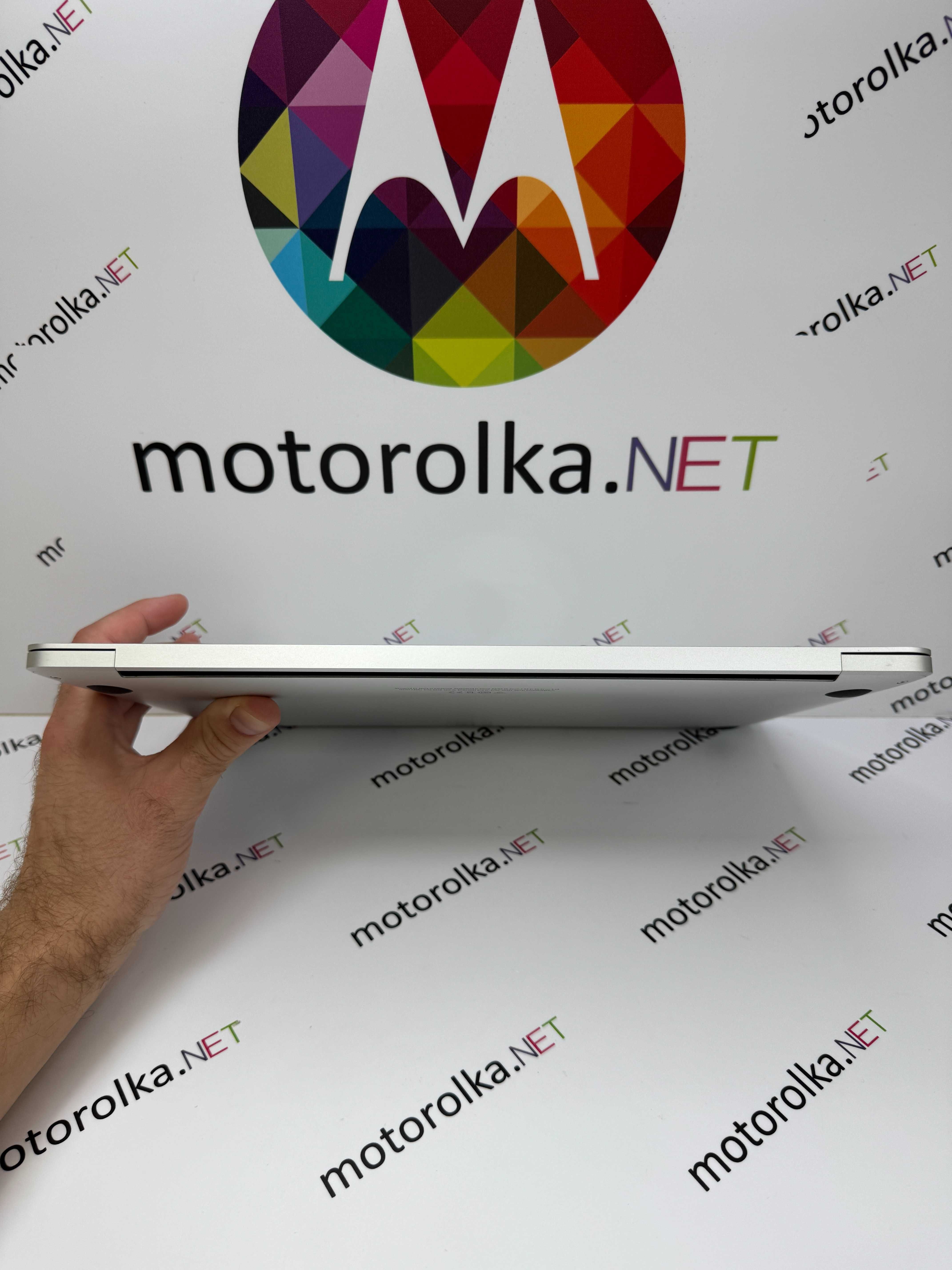 MacBook Pro 13 2020 TouchBar i5 16RAM 512SSD 68 циклов 4*ThunderBolt
