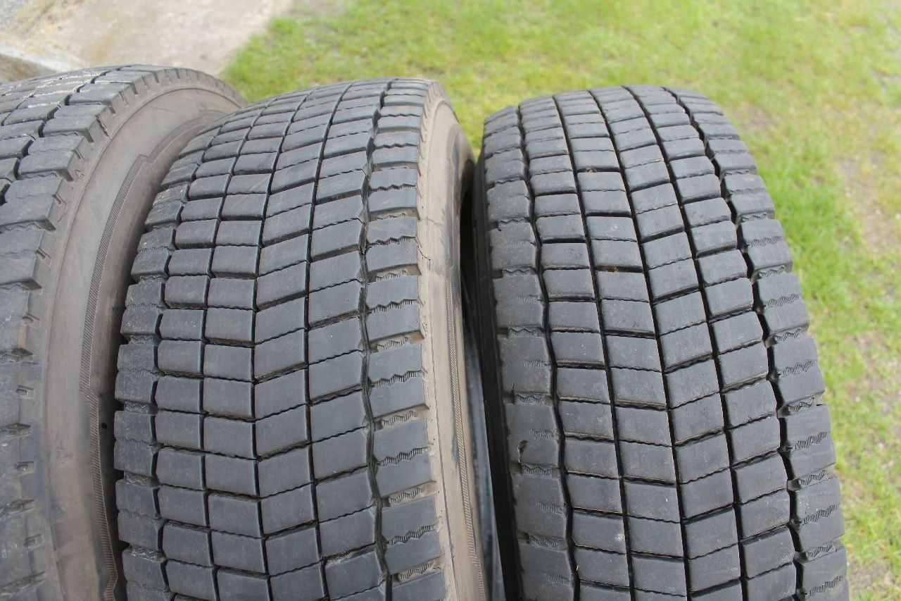 6x Continental Conti Hydrid HD3 305/70R19,5 305 70 R19,5 17,5 mm