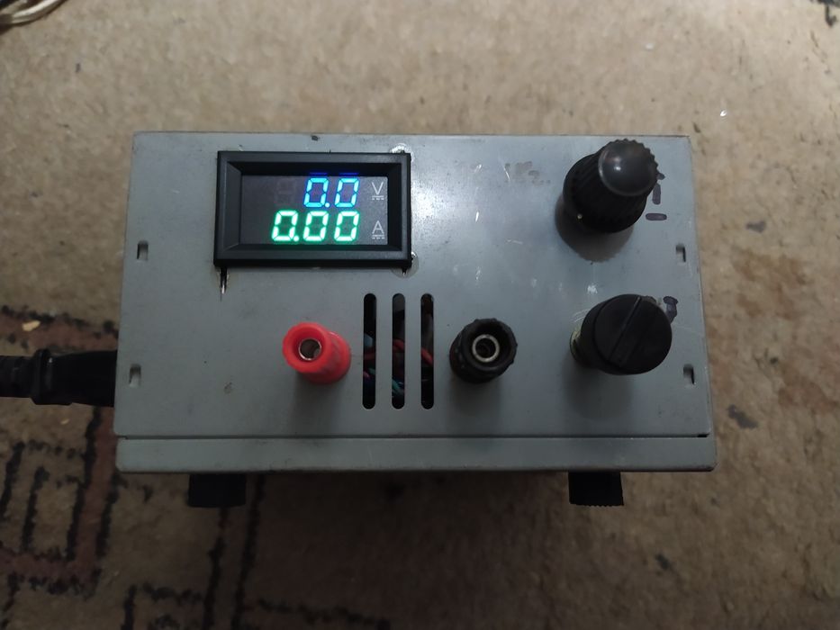 Блок питания 23в 5,8А,зарядное.