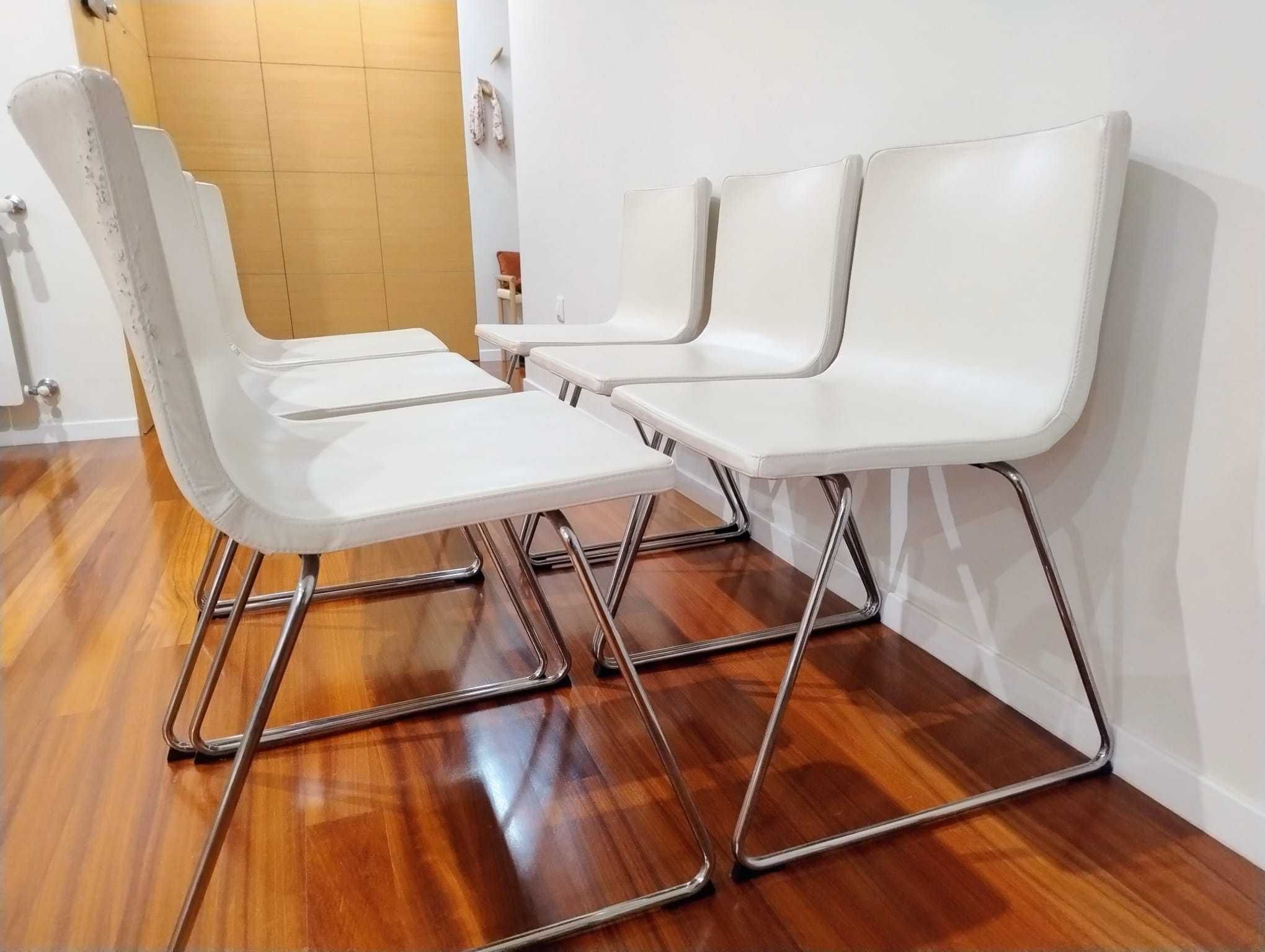 cadeiras modelo LILLÅNÄS, IKEA, cromado e branco