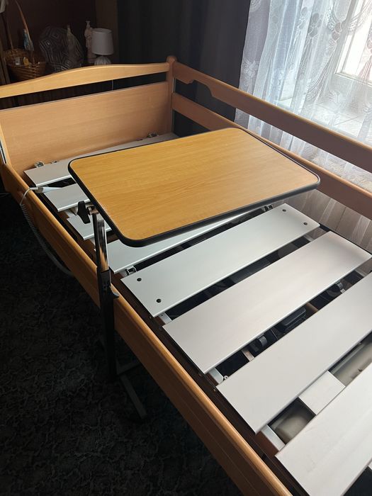 Łózko Rehabilitacyjne + materac dmuchany i stolik GRATIS