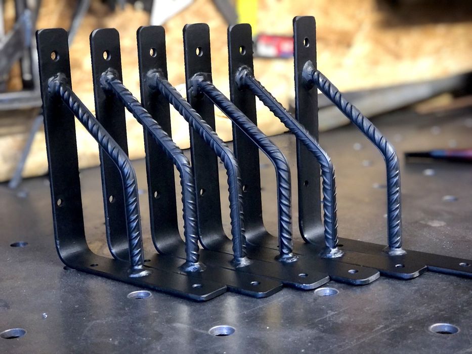 Mocne (wzmacniane) wsporniki do półek 190x175 mm