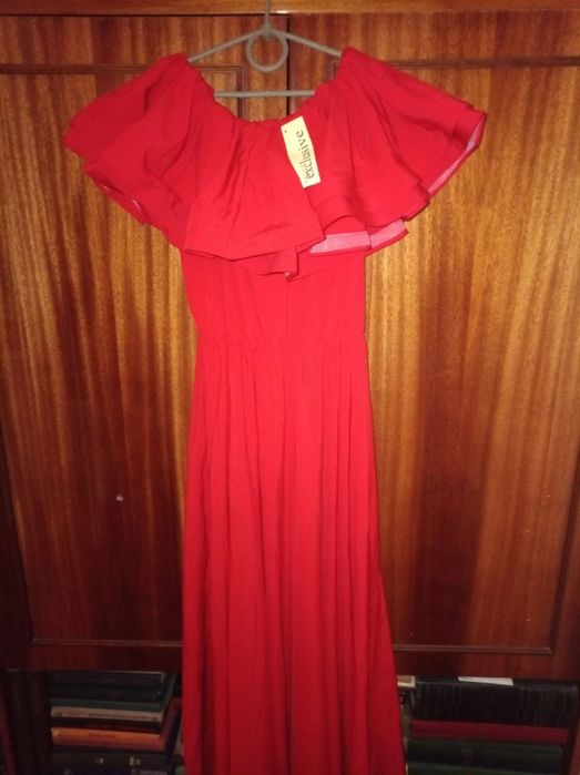 Нарядное Платье с Валаном