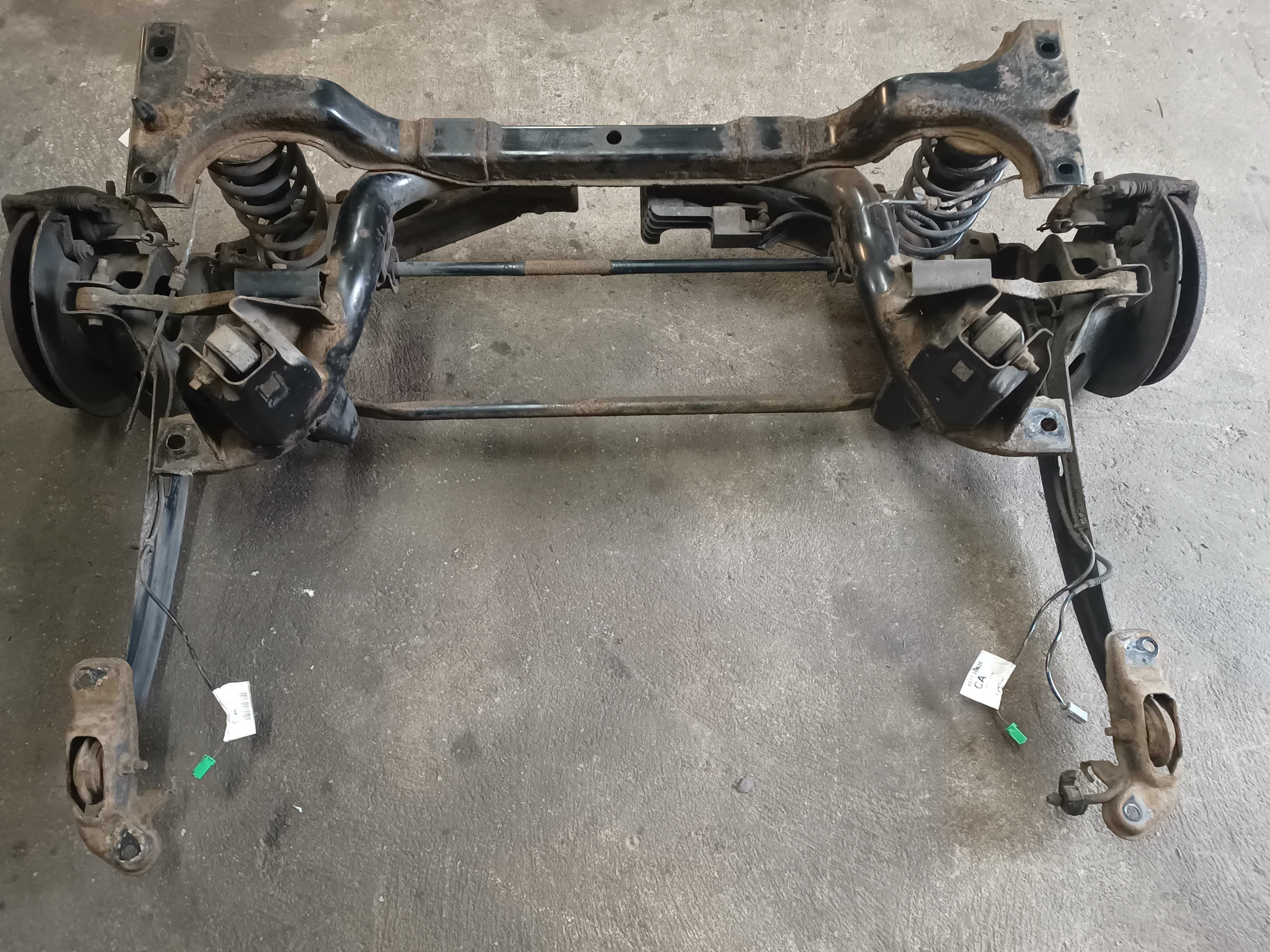 Ford Mondeo mk3 zawieszenie tył kombi