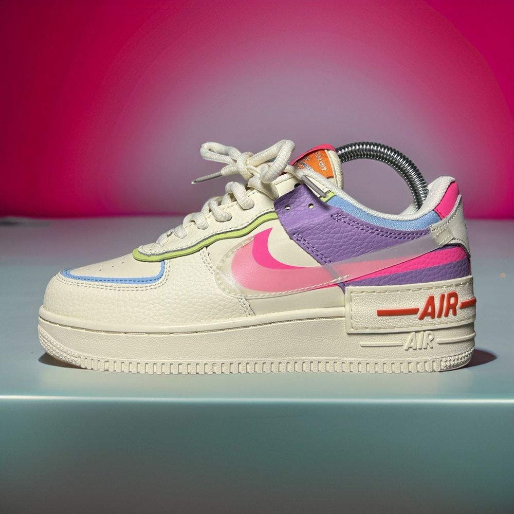 Жіночі кросівки Nike Air Force 1 white/pink flowers