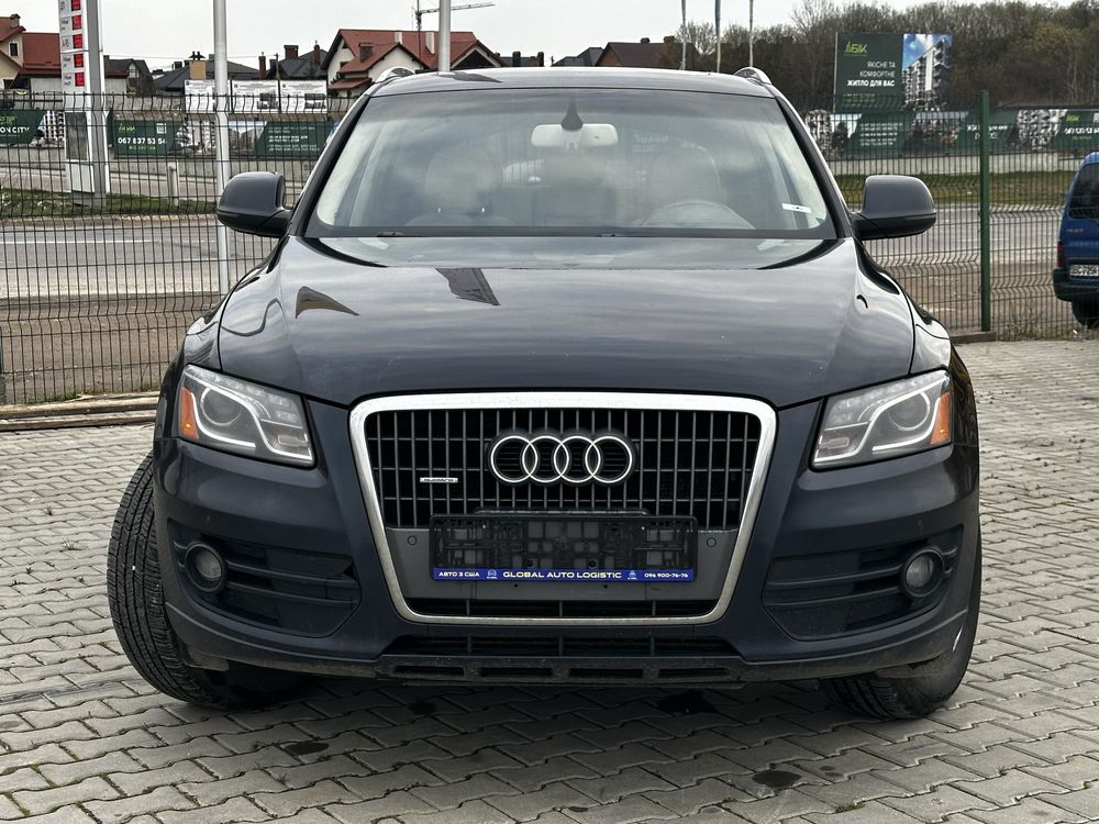 Audi  Q5   2010
