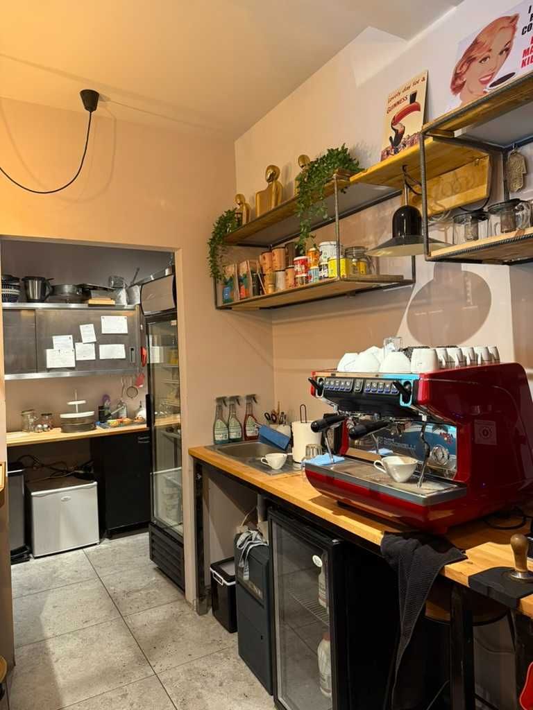 Odstąpię działającą kawiarnię/wine bar w Starym Podgórzu