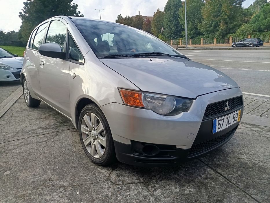 Mitsubishi Colt 1.1 gasolina