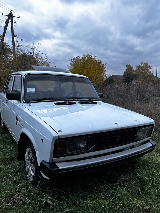 Ваз 2105 жигулі.
