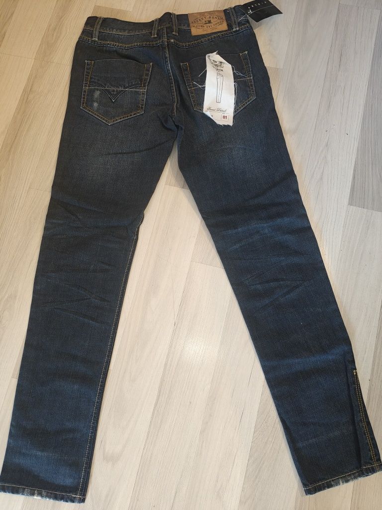 Spodnie Jeansy Sisley 30