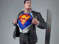 Figurka Superman z uniwerum DC