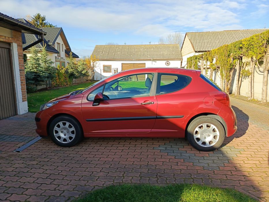 Sprzedam Peugeot 207 1.4 z gazem