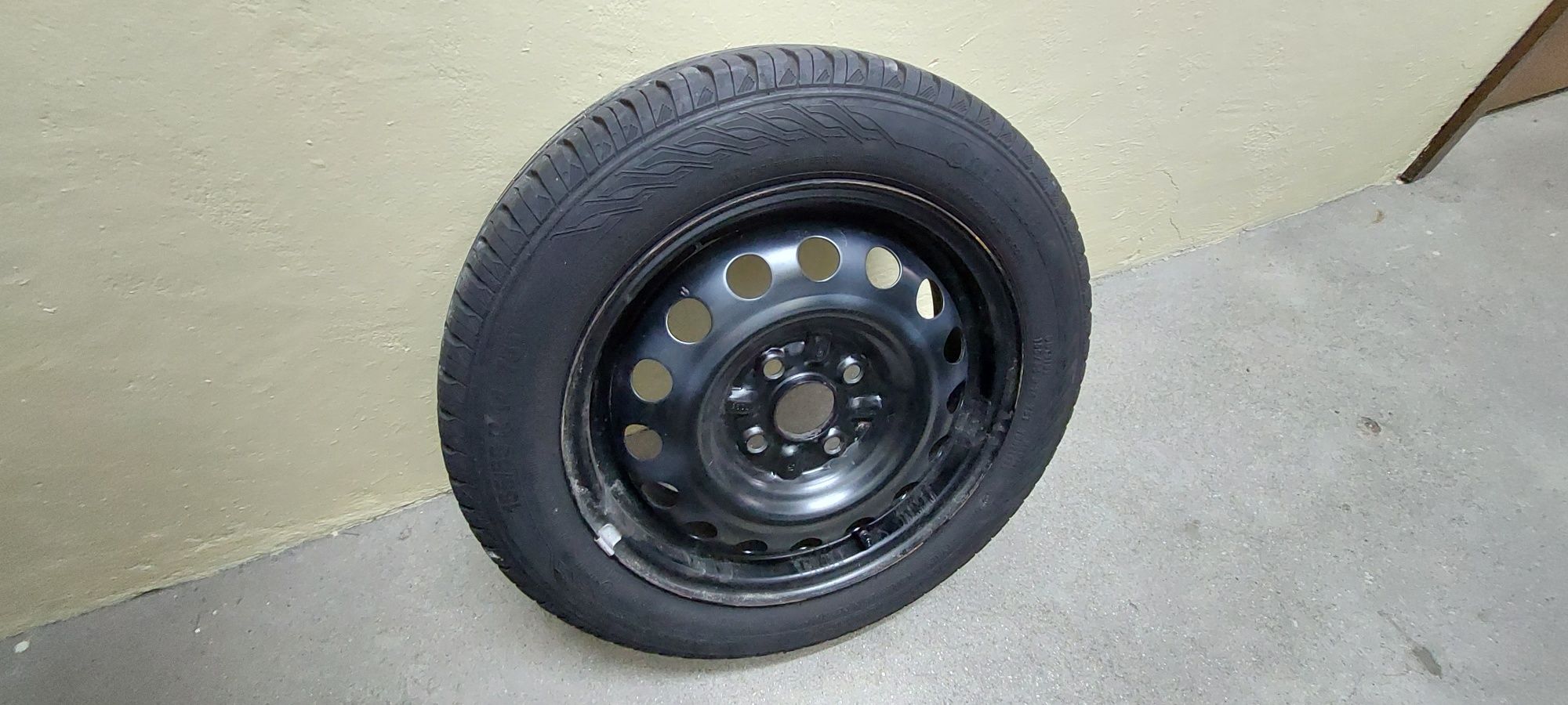 Pneus de inverno com jante Continental 155/65 R14 75T - Peugeot 106