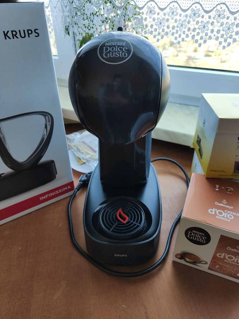 Ekspres Dolce Gusto infinissima Krups plus kawa gratis