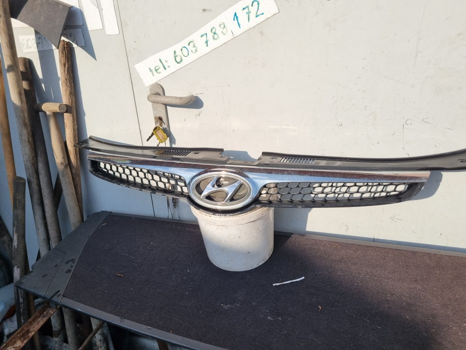 Grill Hyundai Atrapa Gril Znaczek Logo Blenda Klapy Chrom Osłona