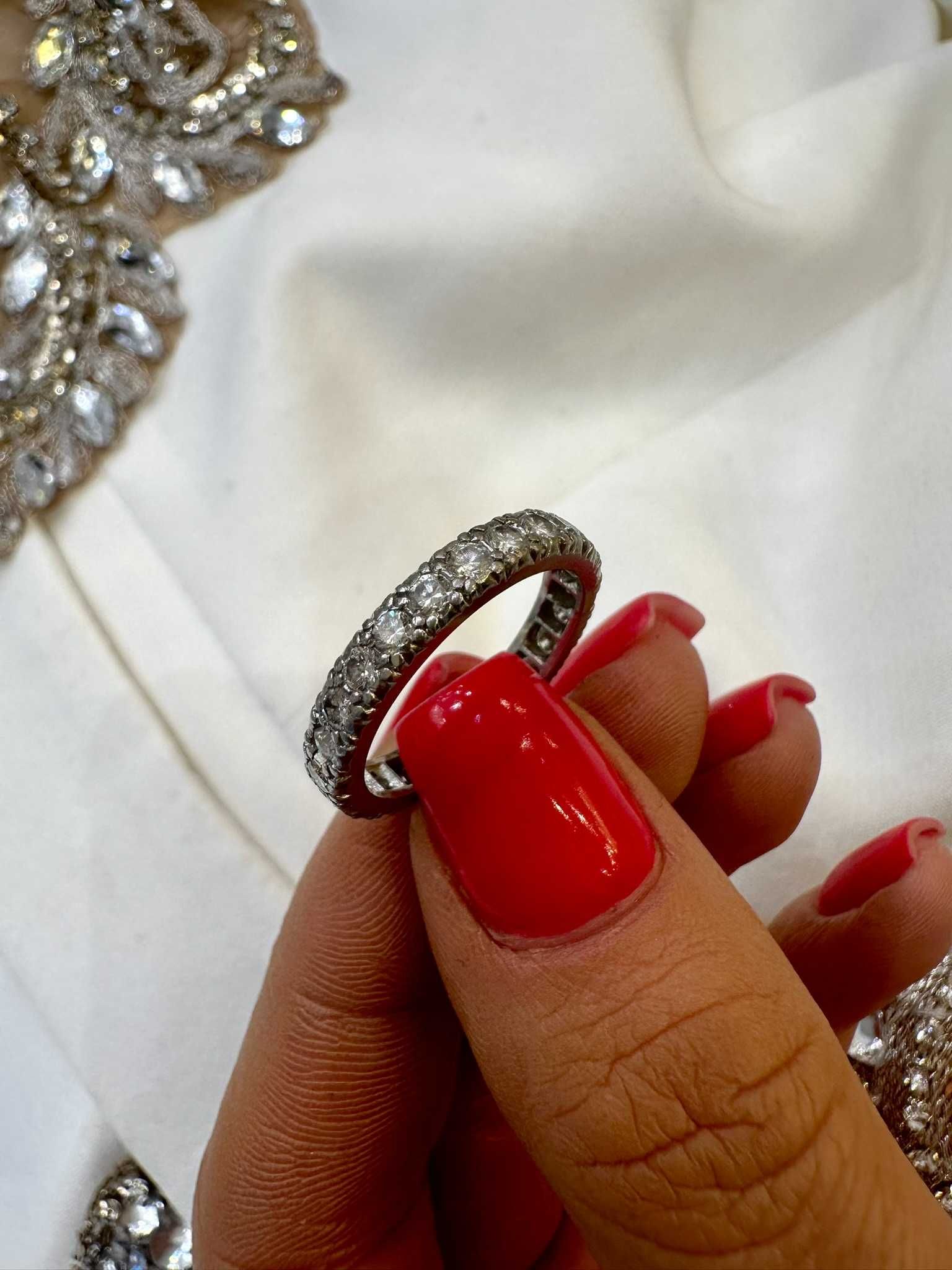 Obrączka Eternity z diamentami naturalnymi 1.20 CT