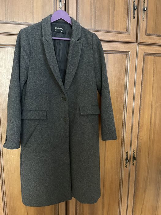 Пальто Stradivarius