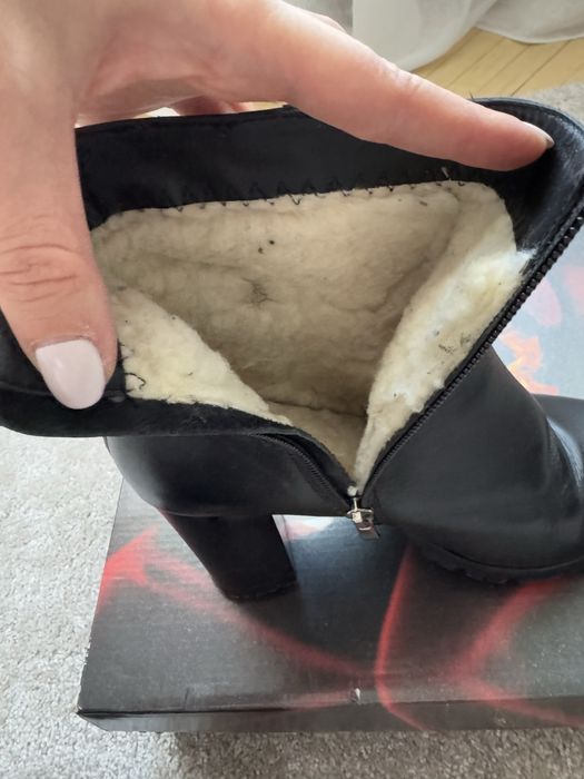 Шкіряні черевики, утеплення натуральна овчина, розмір 39