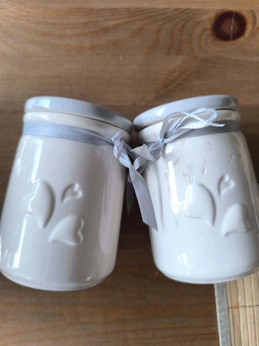 Pojemniki na sól i cukier za darmo