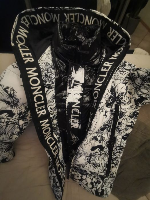 Moncler kurtka zimowa