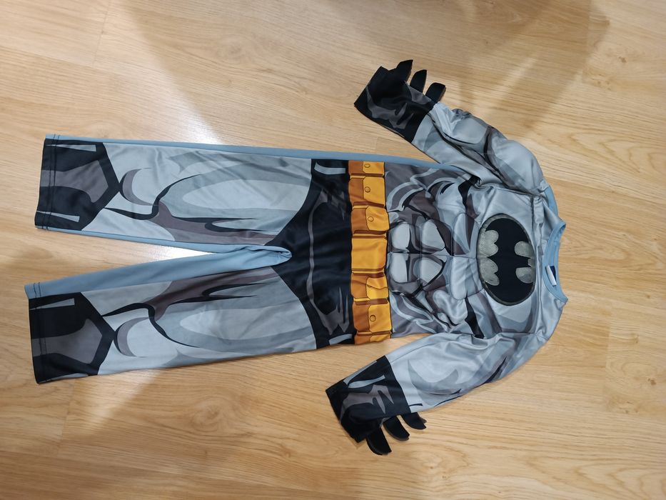 Костюм супер героя Бетман Марвэл на 3-4 года, размер 104