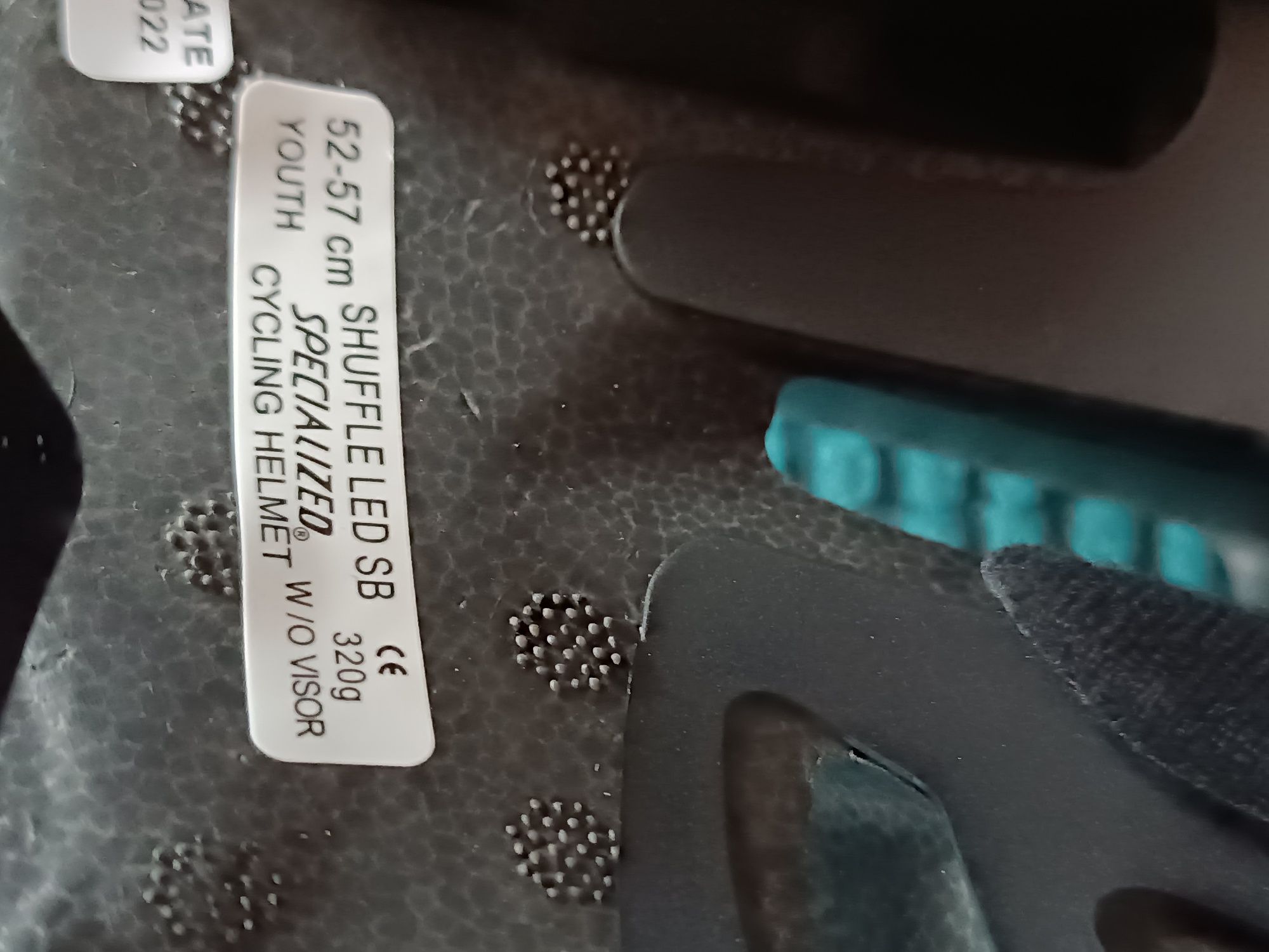 Nowe kaski Specialized Suffle LED MIPS