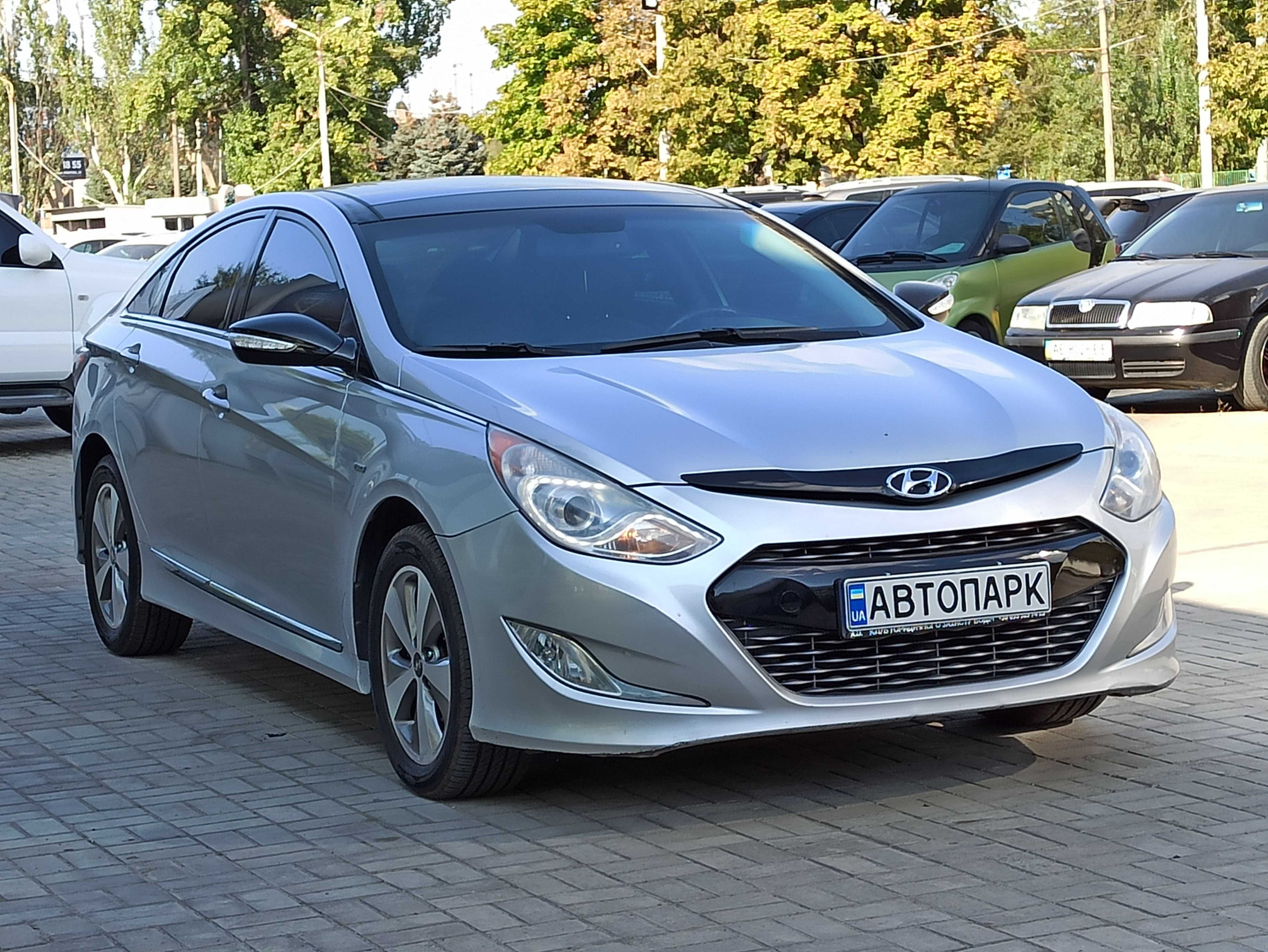 Hyundai Sonata Limited 2012 року