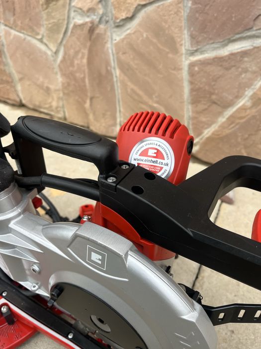 Торцовочная пила с протяжкой Einhell TC-SM 2131/2 Dual