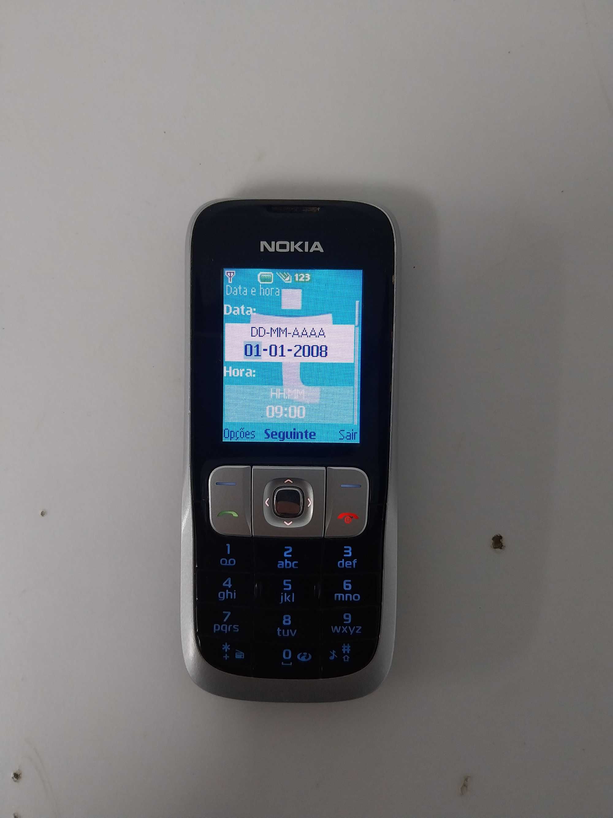 Telemóvel antigo Nokia 2630