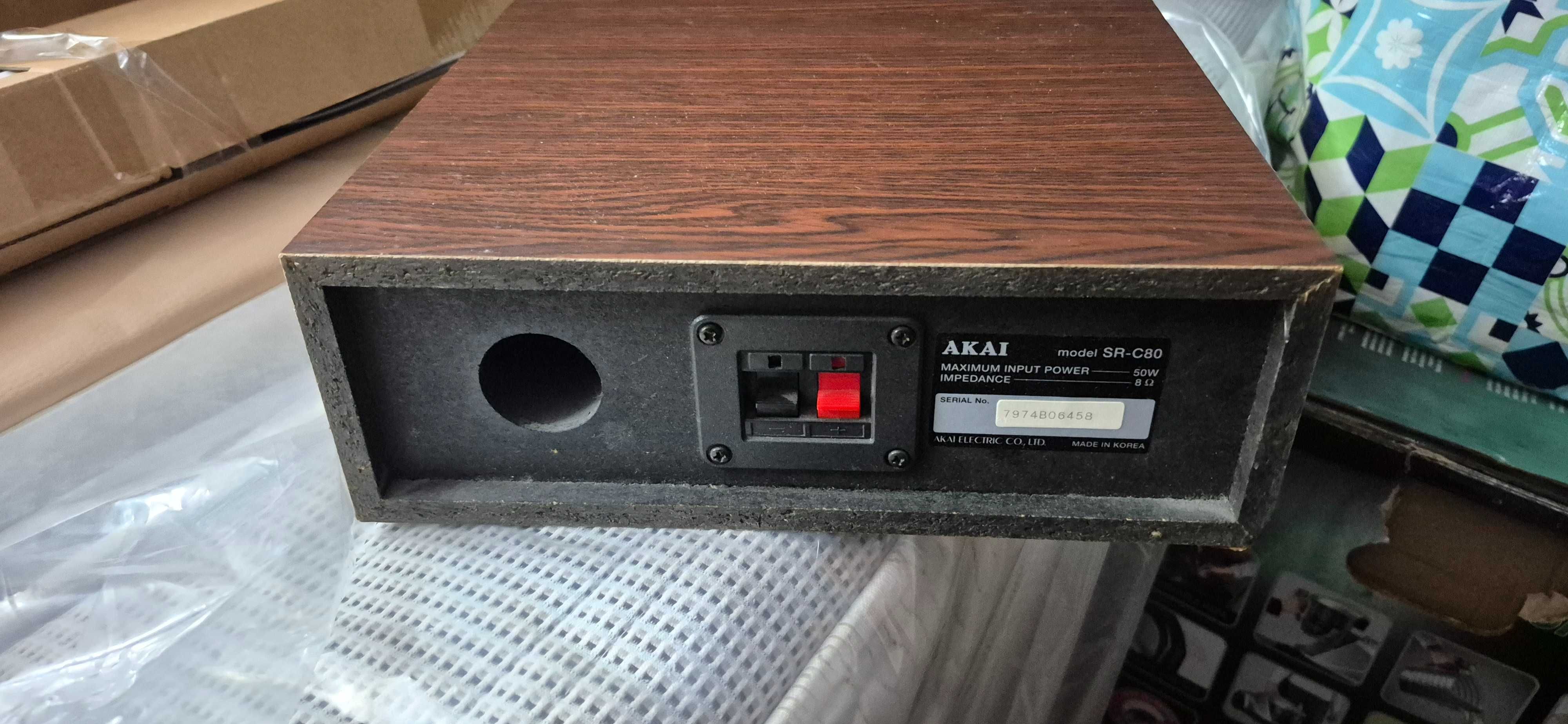 Sistema de colunas Akai