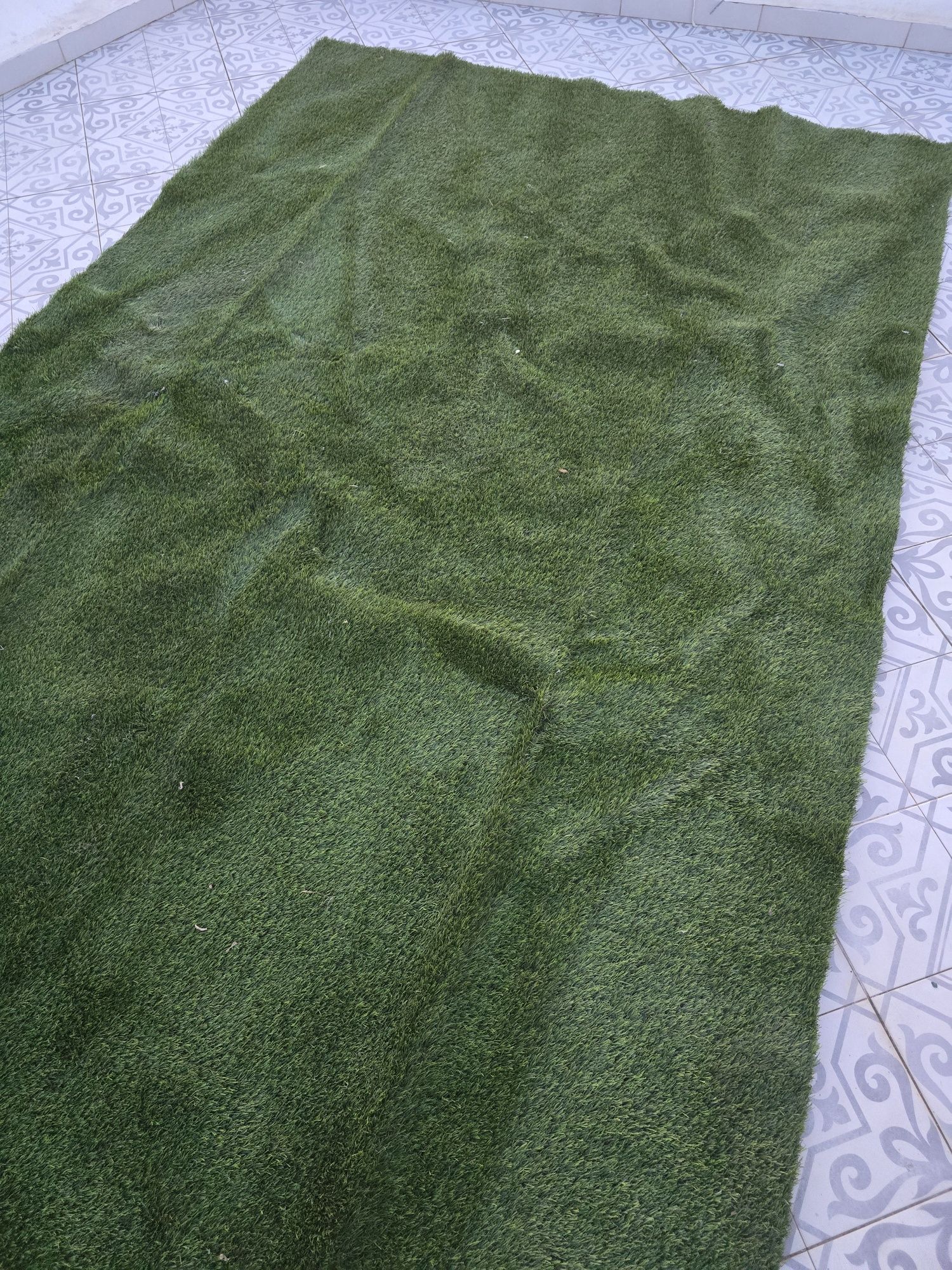 Tapete de relva artificial 5x1,5m