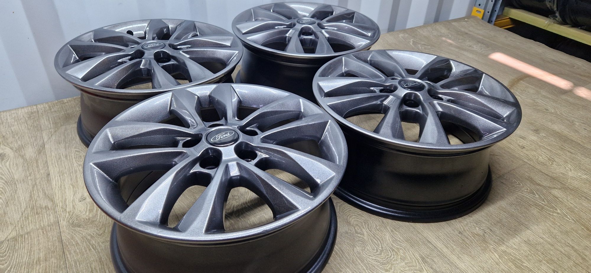 Felgi 16 Ford Focus Mondeo C-max S-max 5×108 6,5J ET50 os.63,4mm