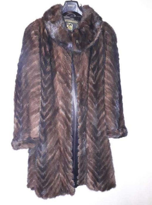 Futro z norek, naturalne