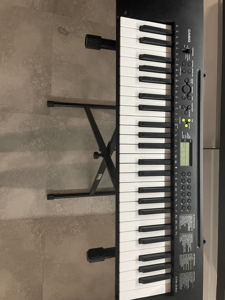 Keyboard Casio CTK-240 plus sluchawki statyw lawa