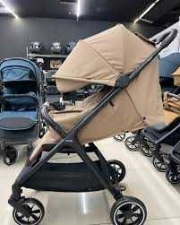Прогулянкова коляска CARRELLO Forza EVA-колеса, складання однією рукою