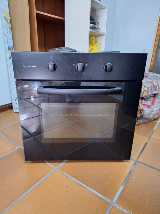 Forno elétrico de encastrar Meireles