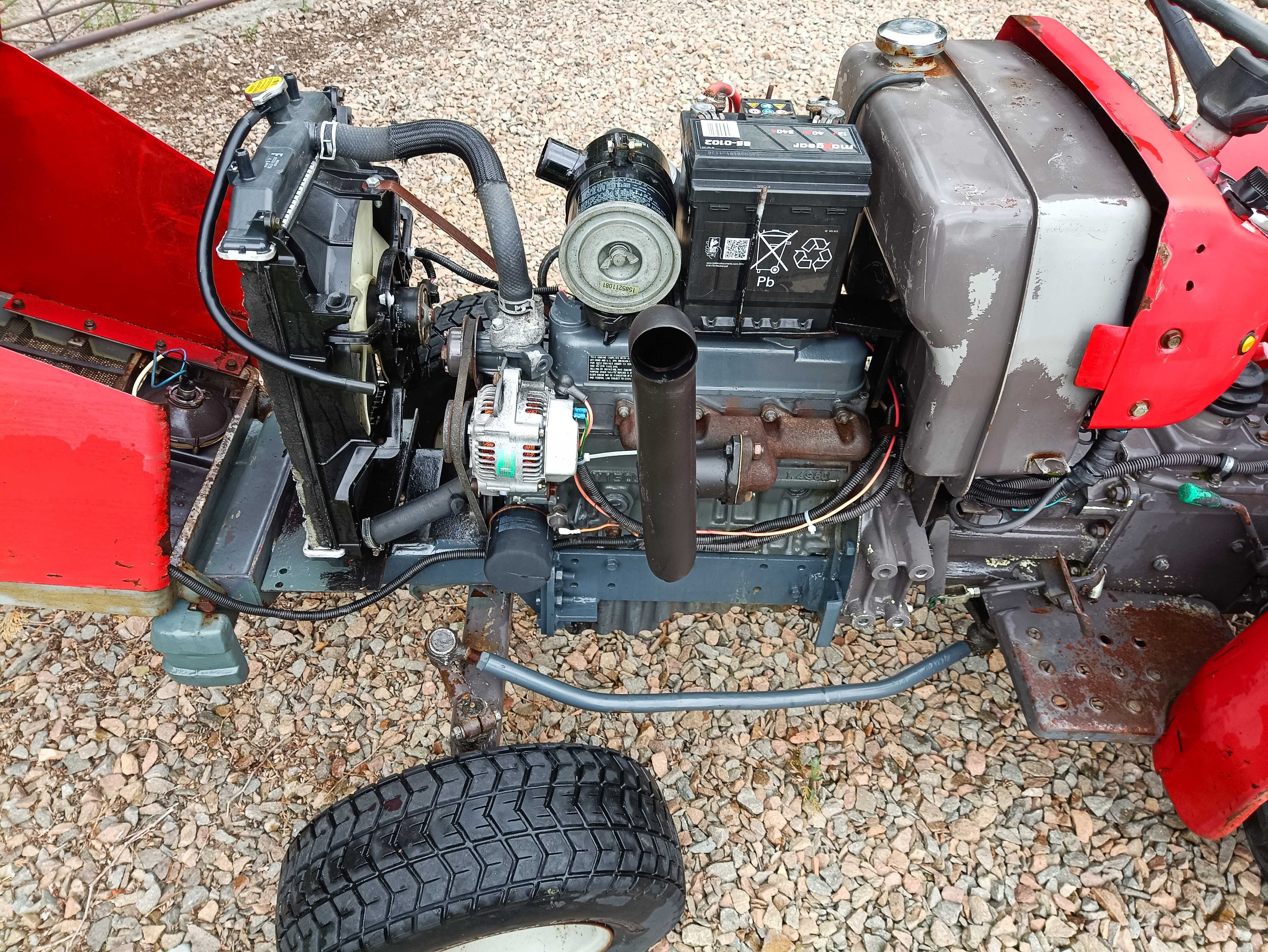 Traktorek ogrodniczy Massey Ferguson Kubota 35KM