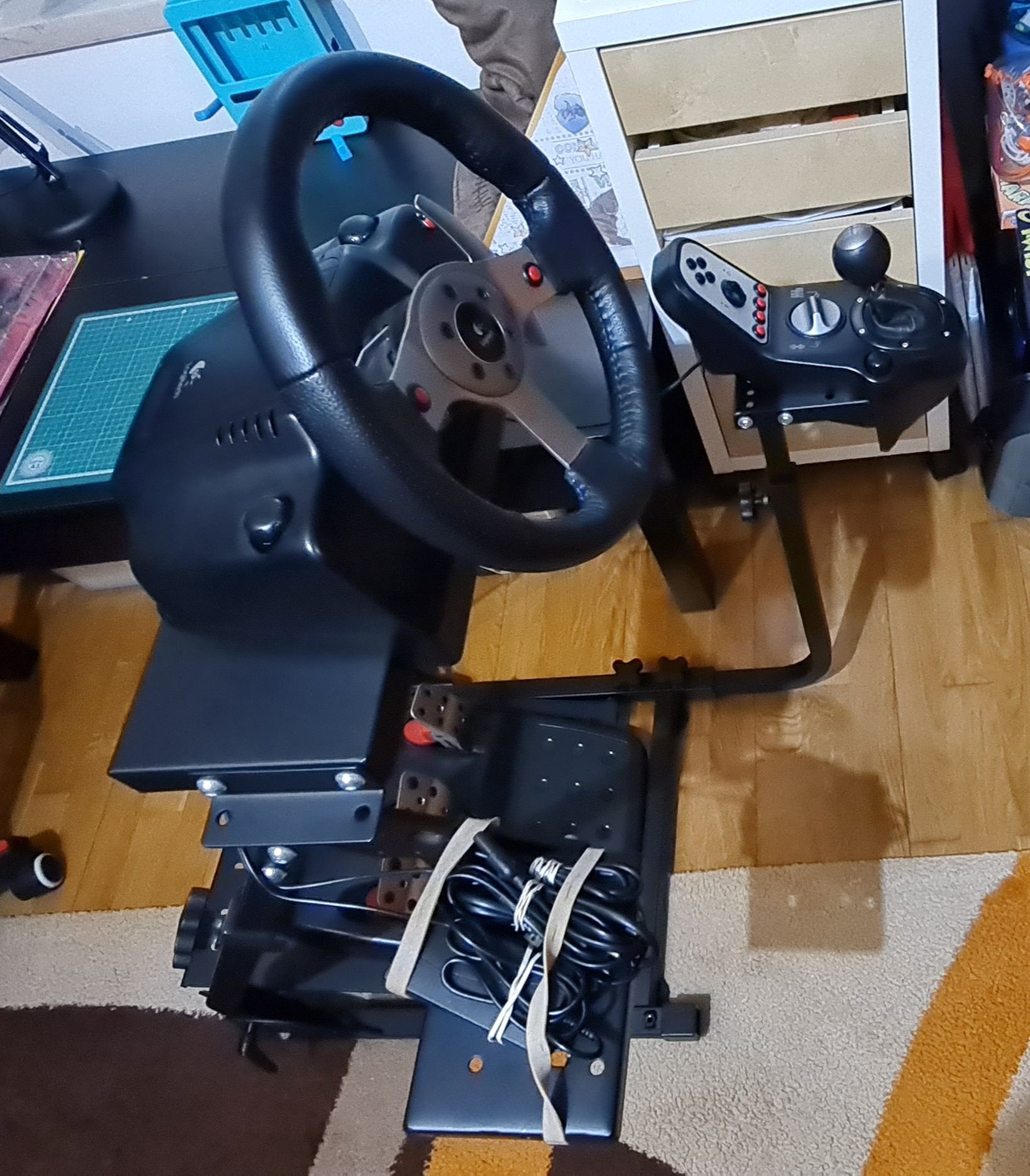 Suporte para volante + Logitech G25