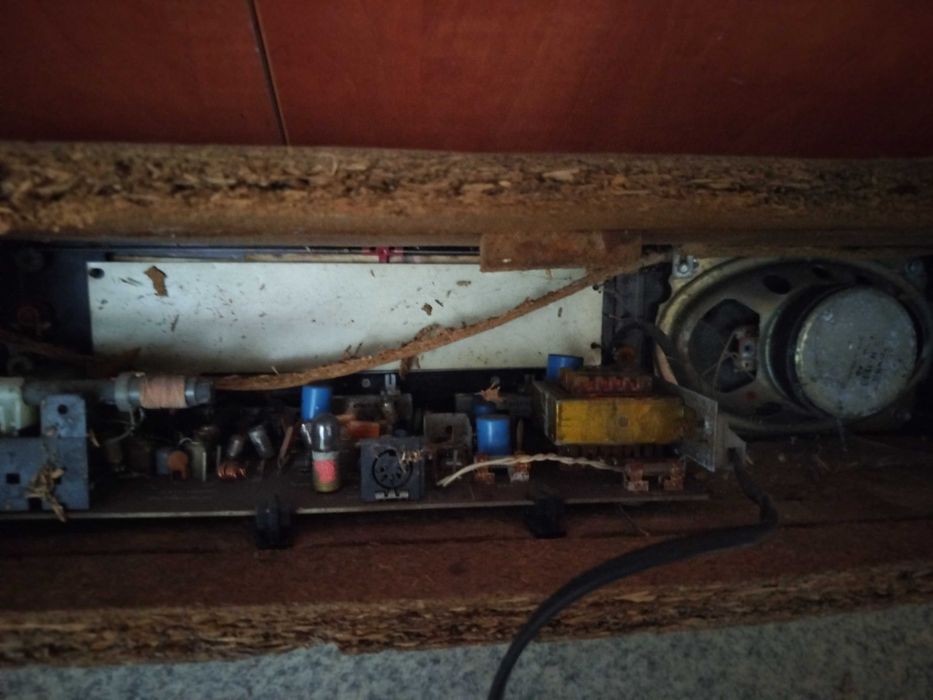 Radio Giewont Unitra Diora PRL na części do ogarnięcia nie sprawne