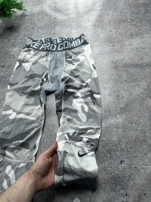 Чоловічи лосини/ тайсти Nike Pro Combat Camo Training Tights