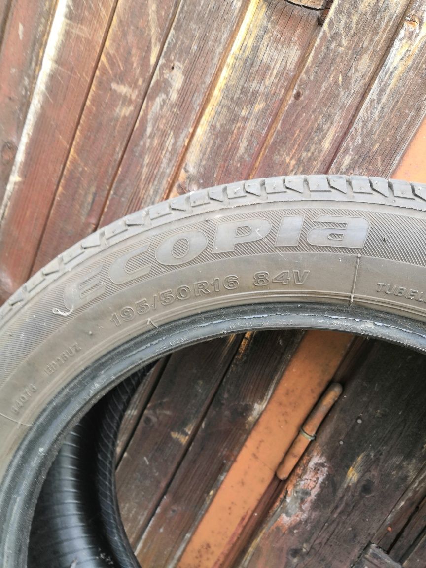 Opona 195.50.16. Bridgestone Ecopia lato.