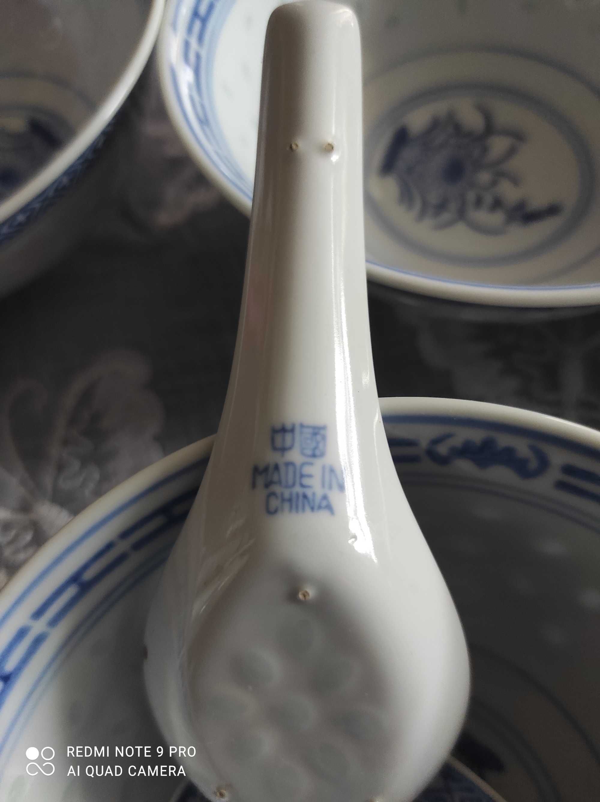 Komplet miseczek z chińskiej porcelany