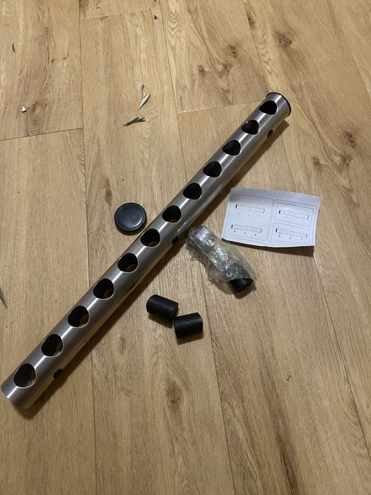 Uchwyt ścienny na wino